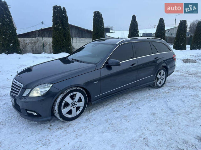 Сірий Мерседес Е-Клас, об'ємом двигуна 2.2 л та пробігом 237 тис. км за 12500 $, фото 3 на Automoto.ua