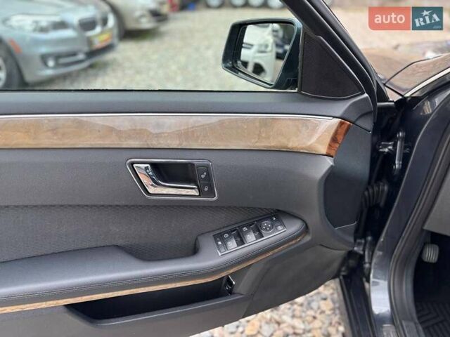 Серый Мерседес Е-Класс, объемом двигателя 1.8 л и пробегом 325 тыс. км за 9499 $, фото 10 на Automoto.ua