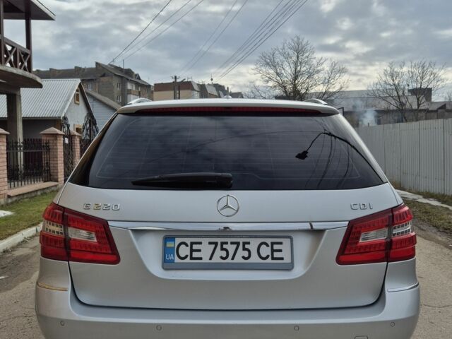 Серый Мерседес Е-Класс, объемом двигателя 2.1 л и пробегом 255 тыс. км за 13500 $, фото 5 на Automoto.ua