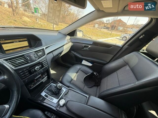 Серый Мерседес Е-Класс, объемом двигателя 2.2 л и пробегом 310 тыс. км за 10800 $, фото 29 на Automoto.ua