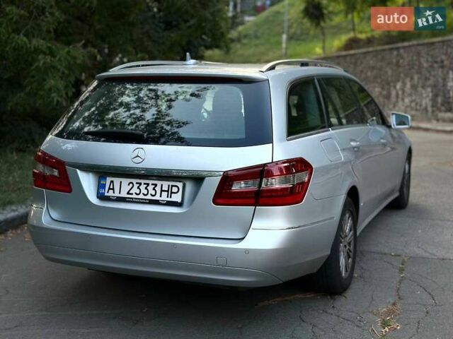 Серый Мерседес Е-Класс, объемом двигателя 2.14 л и пробегом 227 тыс. км за 11750 $, фото 8 на Automoto.ua