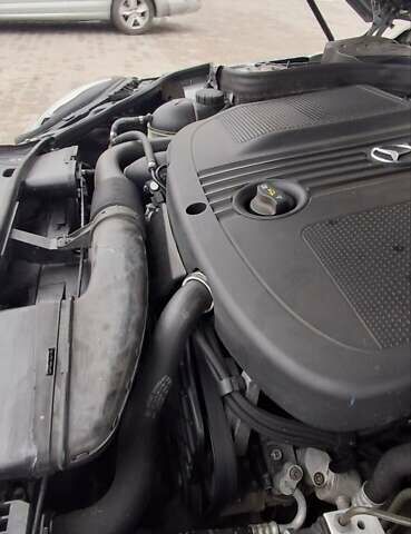 Серый Мерседес Е-Класс, объемом двигателя 2.1 л и пробегом 350 тыс. км за 12200 $, фото 14 на Automoto.ua