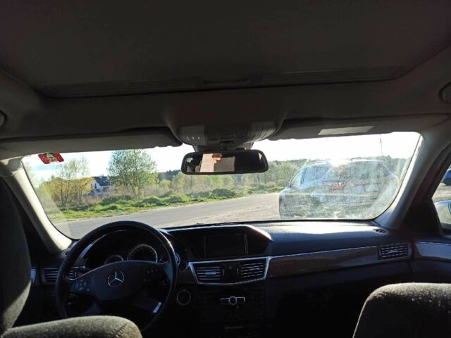 Серый Мерседес Е-Класс, объемом двигателя 0 л и пробегом 231 тыс. км за 12950 $, фото 12 на Automoto.ua