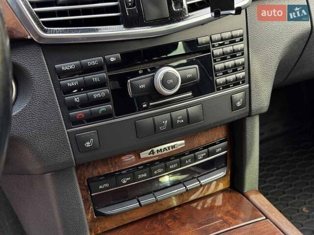 Серый Мерседес Е-Класс, объемом двигателя 3 л и пробегом 350 тыс. км за 10990 $, фото 19 на Automoto.ua