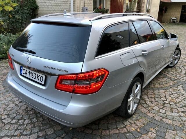 Серый Мерседес Е-Класс, объемом двигателя 2.2 л и пробегом 315 тыс. км за 12900 $, фото 22 на Automoto.ua