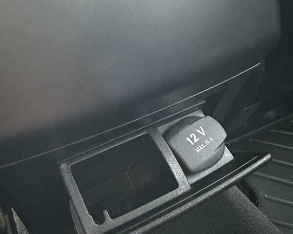 Серый Мерседес Е-Класс, объемом двигателя 2.14 л и пробегом 319 тыс. км за 14999 $, фото 33 на Automoto.ua