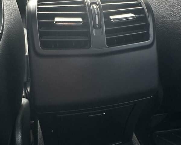 Серый Мерседес Е-Класс, объемом двигателя 2.14 л и пробегом 319 тыс. км за 14999 $, фото 32 на Automoto.ua