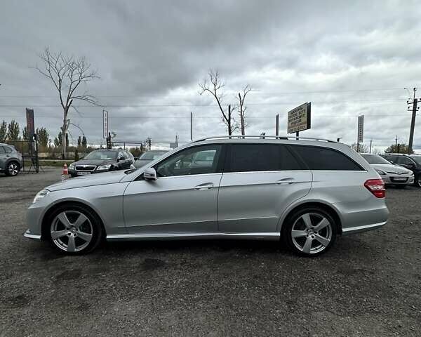 Серый Мерседес Е-Класс, объемом двигателя 2.14 л и пробегом 319 тыс. км за 14999 $, фото 6 на Automoto.ua