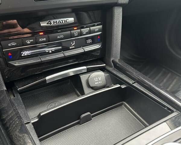 Серый Мерседес Е-Класс, объемом двигателя 2.14 л и пробегом 319 тыс. км за 14999 $, фото 37 на Automoto.ua