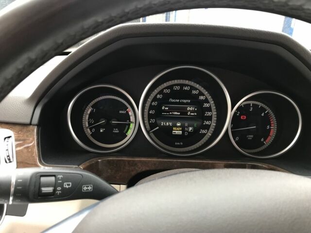 Серый Мерседес Е-Класс, объемом двигателя 0.22 л и пробегом 295 тыс. км за 15300 $, фото 18 на Automoto.ua