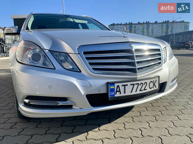 Сірий Мерседес Е-Клас, об'ємом двигуна 2.2 л та пробігом 320 тис. км за 11500 $, фото 9 на Automoto.ua