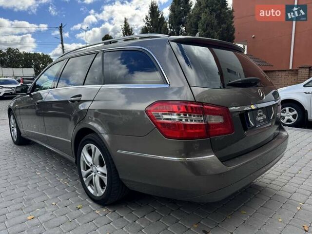 Мерседес Е-Класс 2013 в Виннице на Automoto.ua Серый Мерседес Е-Класс, объемом двигателя 2.2 л и пробегом 325 тыс. км за 12900 $, фото 12 на Automoto.ua