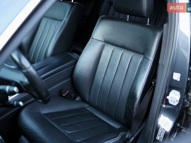 Серый Мерседес Е-Класс, объемом двигателя 3 л и пробегом 348 тыс. км за 17950 $, фото 22 на Automoto.ua