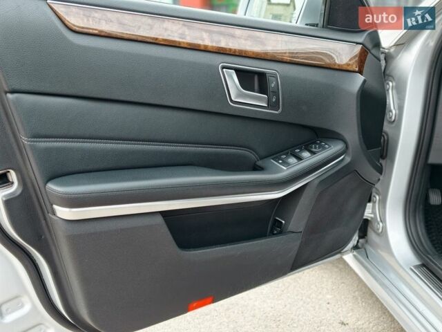 Серый Мерседес Е-Класс, объемом двигателя 2.14 л и пробегом 248 тыс. км за 15500 $, фото 35 на Automoto.ua