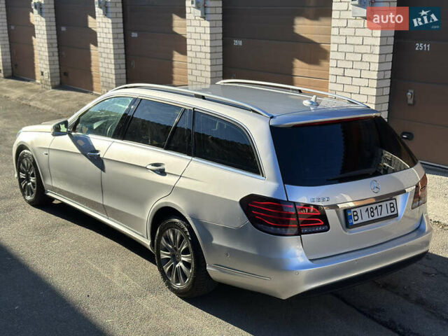 Сірий Мерседес Е-Клас, об'ємом двигуна 2.2 л та пробігом 217 тис. км за 13350 $, фото 57 на Automoto.ua