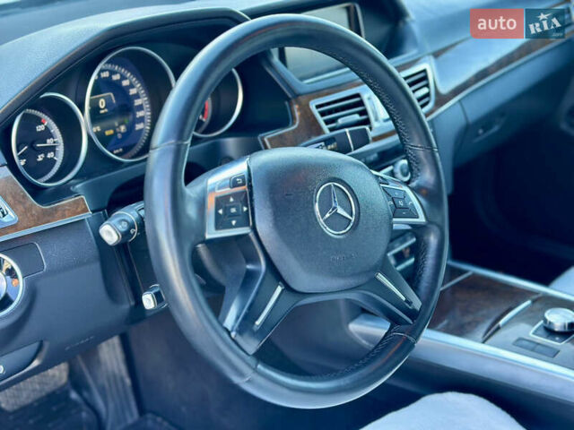 Сірий Мерседес Е-Клас, об'ємом двигуна 2.2 л та пробігом 217 тис. км за 13350 $, фото 9 на Automoto.ua