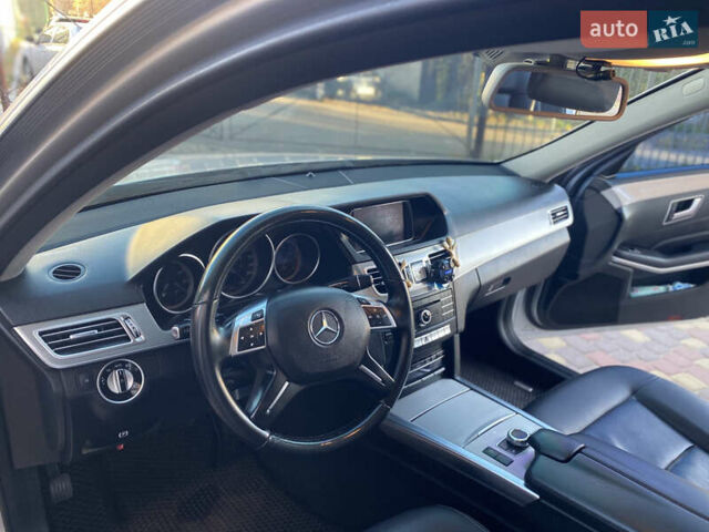 Сірий Мерседес Е-Клас, об'ємом двигуна 2.14 л та пробігом 290 тис. км за 12999 $, фото 18 на Automoto.ua