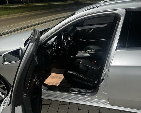 Сірий Мерседес Е-Клас, об'ємом двигуна 2.14 л та пробігом 500 тис. км за 15800 $, фото 16 на Automoto.ua