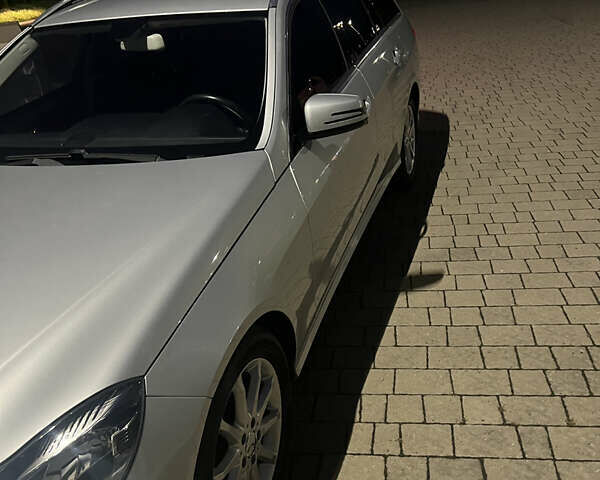 Сірий Мерседес Е-Клас, об'ємом двигуна 2.14 л та пробігом 500 тис. км за 15800 $, фото 31 на Automoto.ua