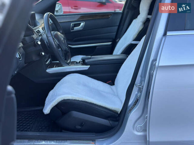 Сірий Мерседес Е-Клас, об'ємом двигуна 2.2 л та пробігом 217 тис. км за 13350 $, фото 73 на Automoto.ua
