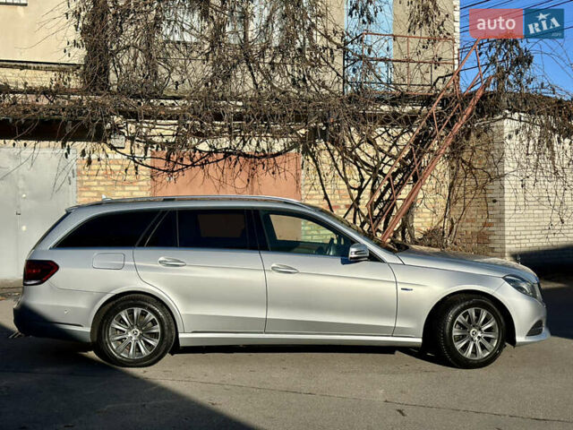 Сірий Мерседес Е-Клас, об'ємом двигуна 2.2 л та пробігом 217 тис. км за 13350 $, фото 14 на Automoto.ua