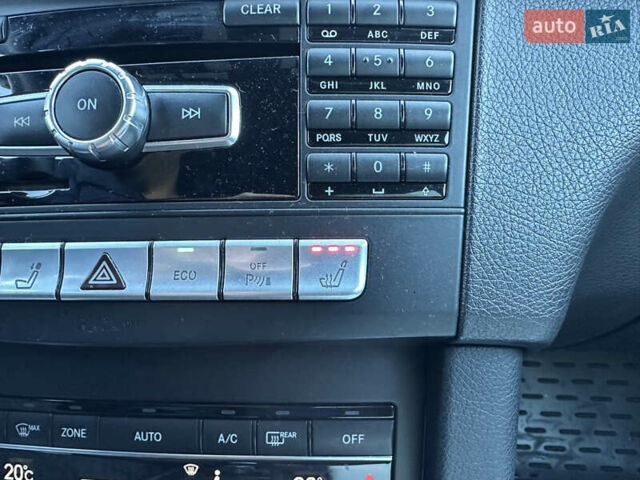 Сірий Мерседес Е-Клас, об'ємом двигуна 2.2 л та пробігом 217 тис. км за 13350 $, фото 32 на Automoto.ua