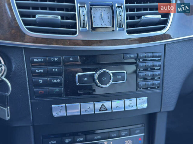 Сірий Мерседес Е-Клас, об'ємом двигуна 2.2 л та пробігом 217 тис. км за 13350 $, фото 23 на Automoto.ua