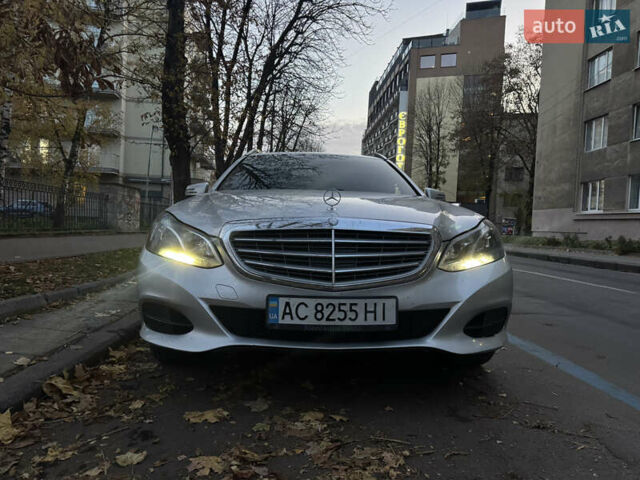 Серый Мерседес Е-Класс, объемом двигателя 2.2 л и пробегом 280 тыс. км за 10399 $, фото 2 на Automoto.ua