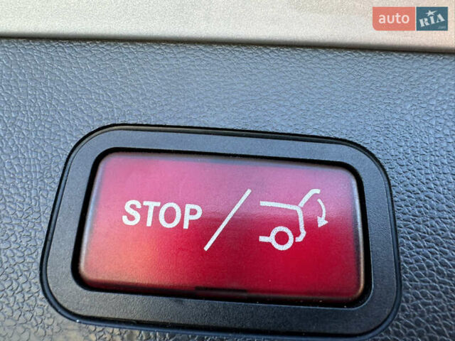 Сірий Мерседес Е-Клас, об'ємом двигуна 2.2 л та пробігом 217 тис. км за 13350 $, фото 20 на Automoto.ua