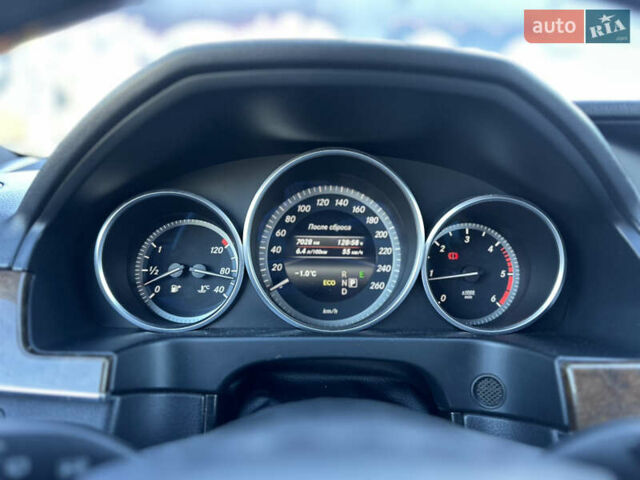 Сірий Мерседес Е-Клас, об'ємом двигуна 2.2 л та пробігом 217 тис. км за 13350 $, фото 27 на Automoto.ua
