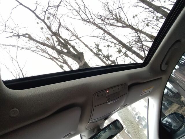 Серый Мерседес Е-Класс, объемом двигателя 2 л и пробегом 300 тыс. км за 18000 $, фото 8 на Automoto.ua