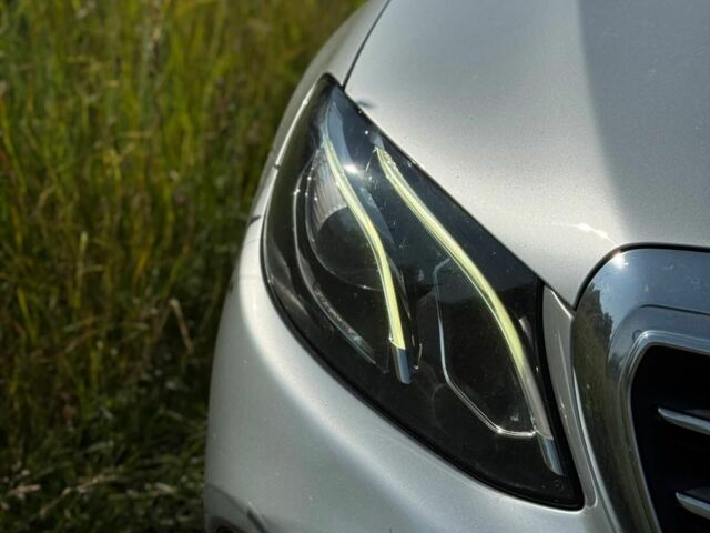 Серый Мерседес Е-Класс, объемом двигателя 2 л и пробегом 300 тыс. км за 18000 $, фото 15 на Automoto.ua