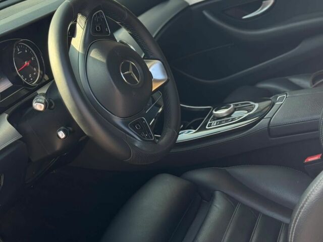 Серый Мерседес Е-Класс, объемом двигателя 2 л и пробегом 300 тыс. км за 18000 $, фото 20 на Automoto.ua