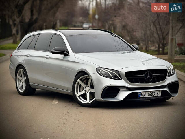 Серый Мерседес Е-Класс, объемом двигателя 1.95 л и пробегом 185 тыс. км за 24000 $, фото 3 на Automoto.ua