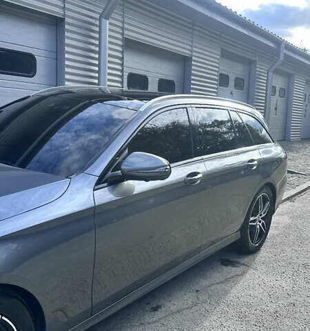 Серый Мерседес Е-Класс, объемом двигателя 2.99 л и пробегом 77 тыс. км за 32000 $, фото 6 на Automoto.ua