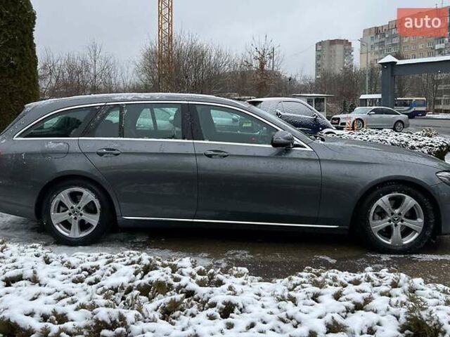Серый Мерседес Е-Класс, объемом двигателя 2 л и пробегом 142 тыс. км за 23990 $, фото 7 на Automoto.ua