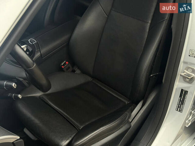 Серый Мерседес Е-Класс, объемом двигателя 1.95 л и пробегом 185 тыс. км за 24000 $, фото 16 на Automoto.ua