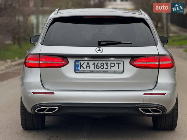 Серый Мерседес Е-Класс, объемом двигателя 1.95 л и пробегом 185 тыс. км за 24000 $, фото 7 на Automoto.ua