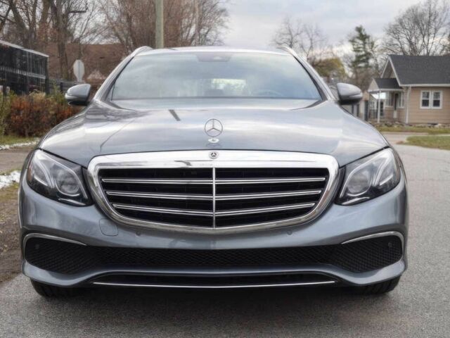 Сірий Мерседес Е-Клас, об'ємом двигуна 3 л та пробігом 61 тис. км за 12650 $, фото 1 на Automoto.ua