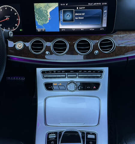 Серый Мерседес Е-Класс, объемом двигателя 3 л и пробегом 79 тыс. км за 27000 $, фото 16 на Automoto.ua