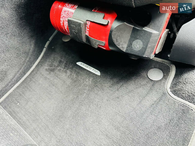 Серый Мерседес Е-Класс, объемом двигателя 1.95 л и пробегом 136 тыс. км за 35500 $, фото 18 на Automoto.ua