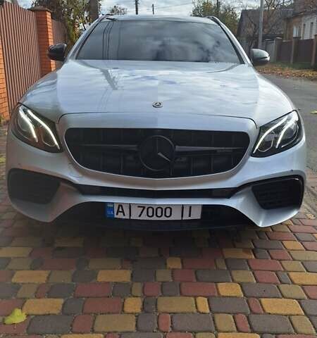 Сірий Мерседес Е-Клас, об'ємом двигуна 1.95 л та пробігом 183 тис. км за 20500 $, фото 4 на Automoto.ua