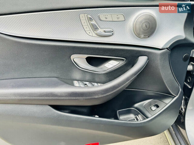 Серый Мерседес Е-Класс, объемом двигателя 1.95 л и пробегом 136 тыс. км за 35500 $, фото 12 на Automoto.ua