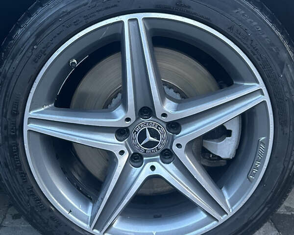 Серый Мерседес Е-Класс, объемом двигателя 3 л и пробегом 131 тыс. км за 31300 $, фото 12 на Automoto.ua