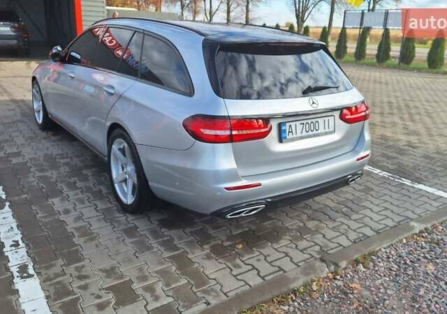 Мерседес Е-Класс 2017 в Борисполе на Automoto.ua Серый Мерседес Е-Класс, объемом двигателя 1.95 л и пробегом 183 тыс. км за 20500 $, фото 12 на Automoto.ua