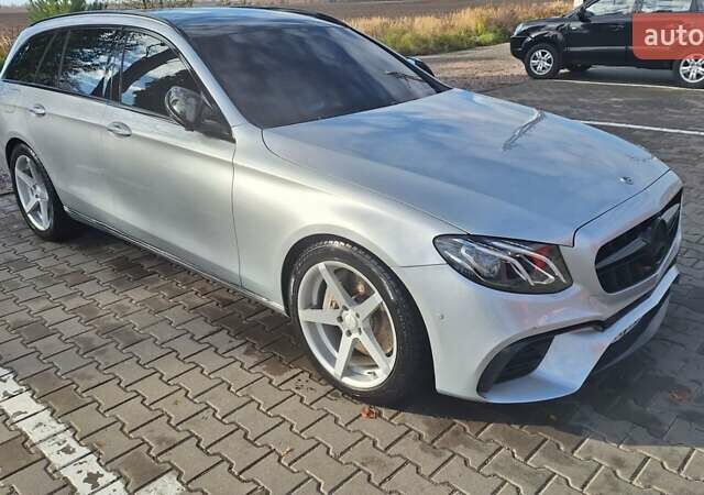 Мерседес Е-Класс 2017 в Борисполе на Automoto.ua Серый Мерседес Е-Класс, объемом двигателя 1.95 л и пробегом 183 тыс. км за 20500 $, фото 2 на Automoto.ua