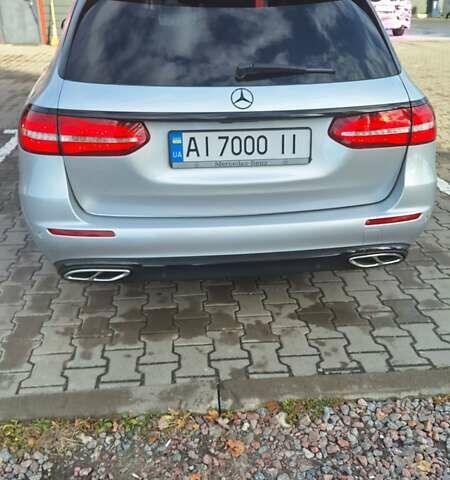 Мерседес Е-Класс 2017 в Борисполе на Automoto.ua Серый Мерседес Е-Класс, объемом двигателя 1.95 л и пробегом 183 тыс. км за 20500 $, фото 17 на Automoto.ua