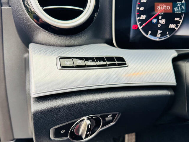 Серый Мерседес Е-Класс, объемом двигателя 1.95 л и пробегом 136 тыс. км за 35500 $, фото 11 на Automoto.ua