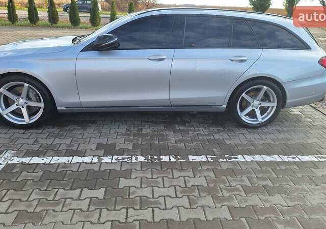 Мерседес Е-Класс 2017 в Борисполе на Automoto.ua Серый Мерседес Е-Класс, объемом двигателя 1.95 л и пробегом 183 тыс. км за 20500 $, фото 10 на Automoto.ua