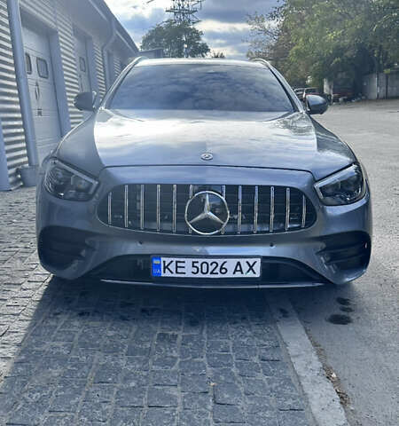 Серый Мерседес Е-Класс, объемом двигателя 2.99 л и пробегом 77 тыс. км за 32000 $, фото 2 на Automoto.ua